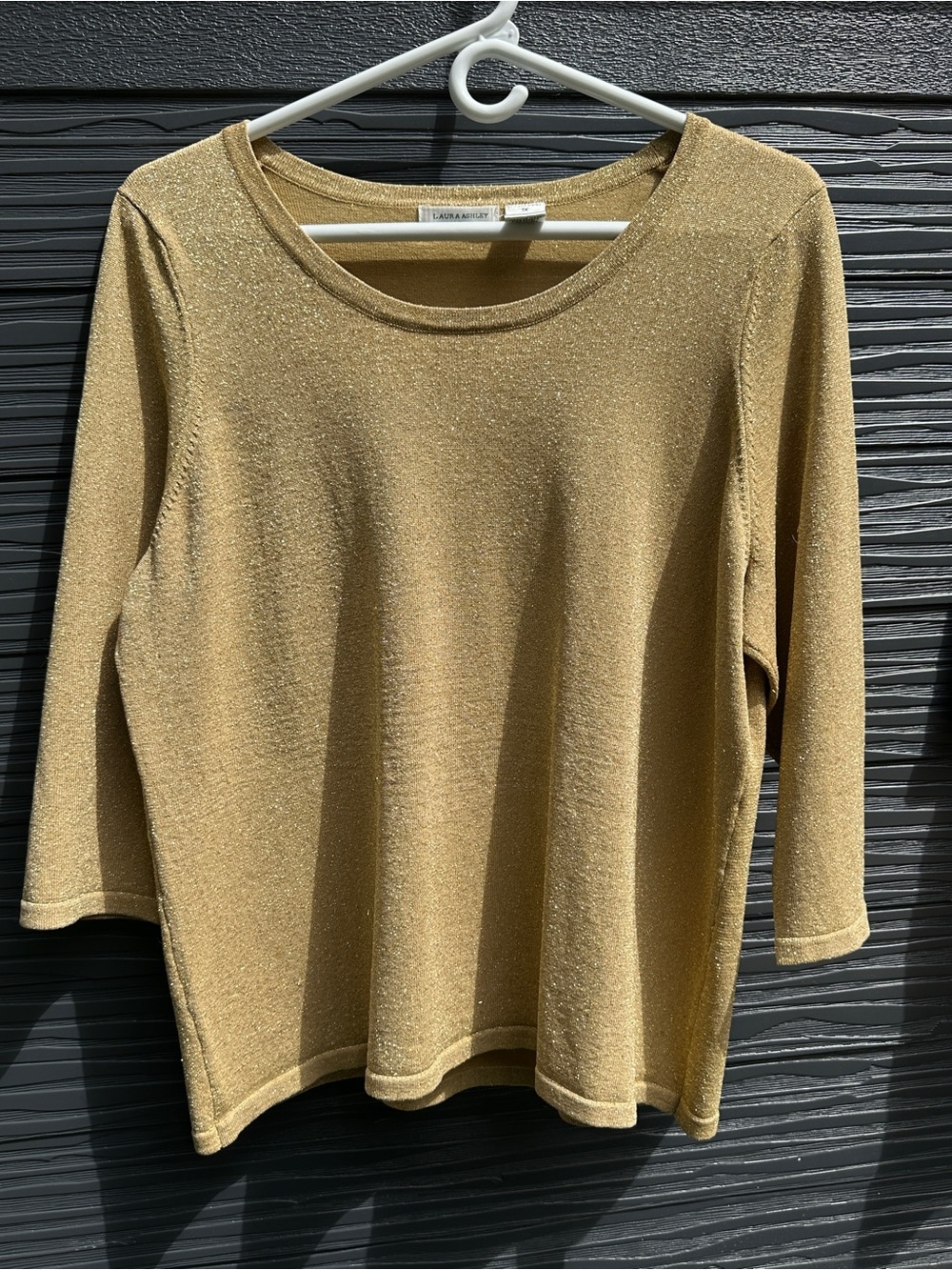 Laura Ashley Woman Gold Metallic Knit Top Size 1X